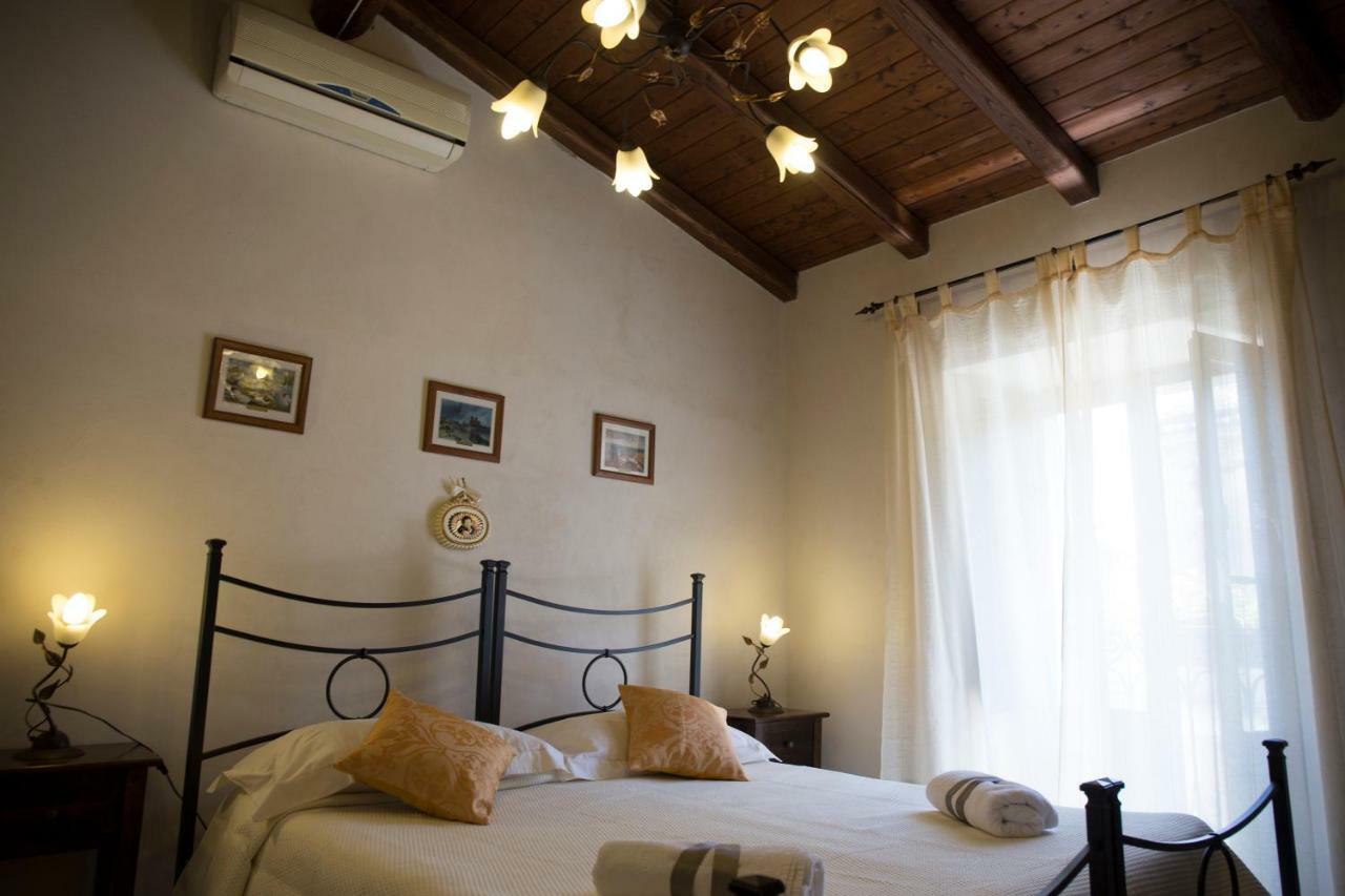 Casa Al Centro Storico Bed and Breakfast Nicolosi Εξωτερικό φωτογραφία